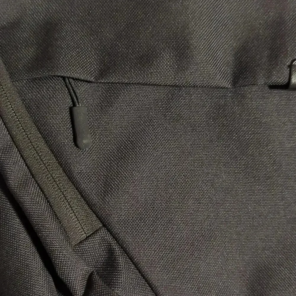 Dustin Adjustable Laptop Crossbody Bag Black